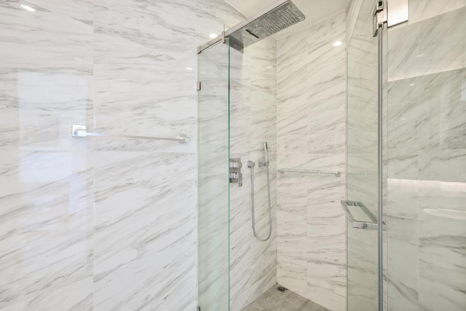 Oceana Sea View Apartments - Bãi biển Kamala Ngoại thất bức ảnh